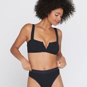 Ribbed Lee Lee Bikini Top size Small